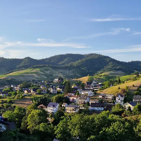 Dom wakacyjny Haus Schwarzwald Koenigin Bühlertal